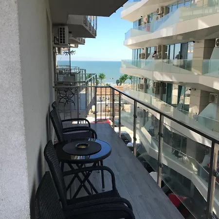 Suella Sea View Daire Navodari